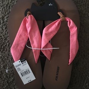 Women’s flip flops